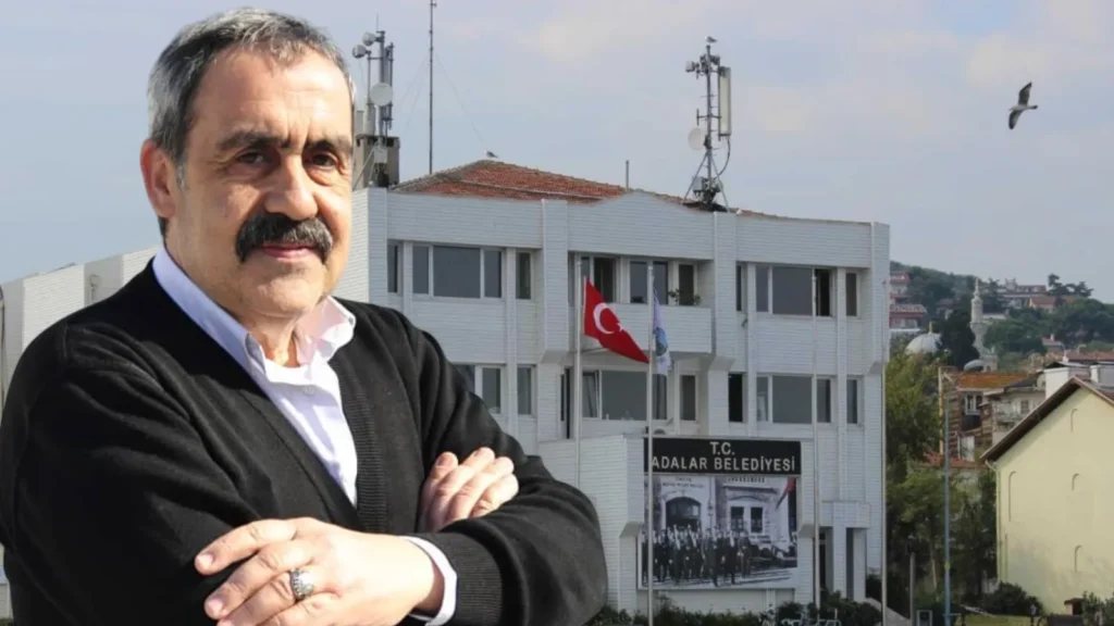 Adalar Belediyesi Başkanvekilliği Seçimini 5 Oyla AKP Adayı Kemal Türkyılmaz Kazandı