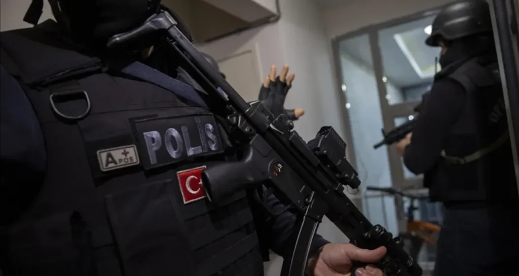 Tokat merkezli silah kaçakçılığı operasyonunda 29 şüpheli yakalandı
