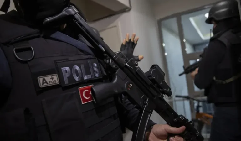 Tokat merkezli silah kaçakçılığı operasyonunda 29 şüpheli yakalandı
