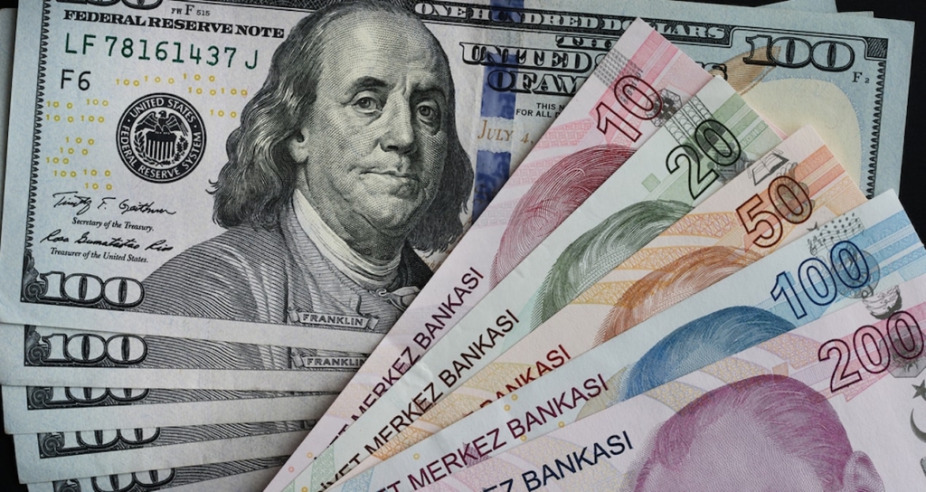 Haftaya Yükselişle Başlayan Dolar Kuru 49,18 Lira ile Yeni Zirvesini Gördü