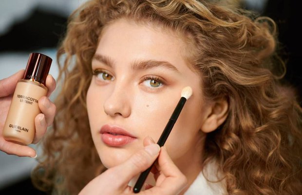 Guerlain İkonik Terracotta Koleksiyonunu Yaza Özel İki Yeni Ürünle Genişletti