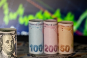 Küresel piyasalarda dolar gerilerken Türk Lirası karşısında rekor seviyeye tırmandı