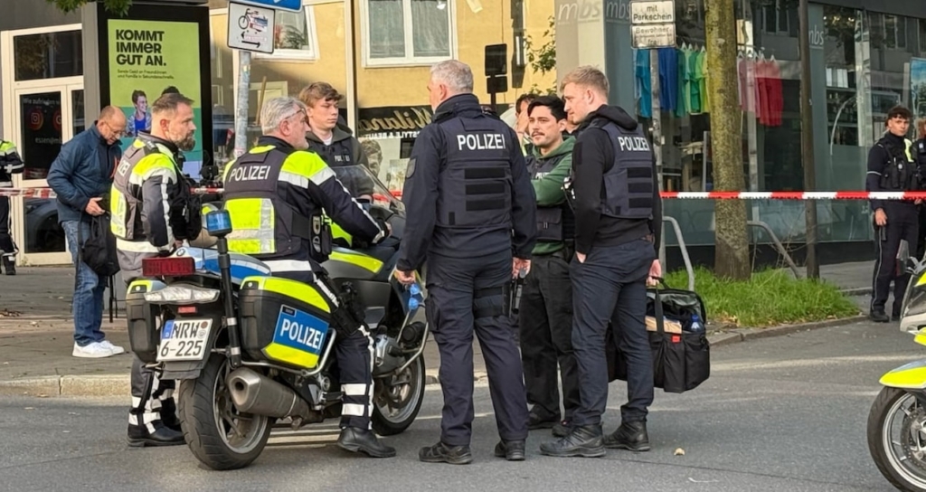 Almanya'da Doktora Götürülen Mahkum Gündüz D. Elektrikli Scooter ile Firar Etti