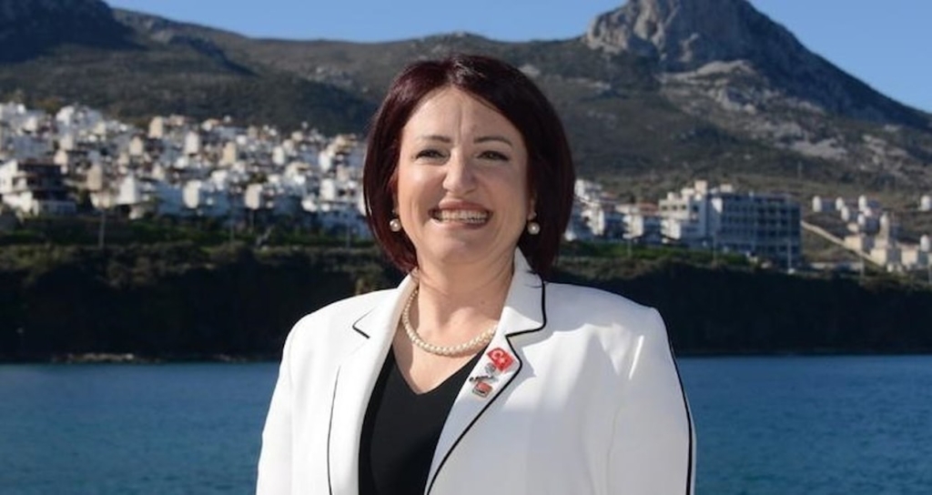 Karaburun Belediye Başkanı İlkay Girgin Erdoğan YENİ Parti'den İstifa Ettiğini Duyurdu