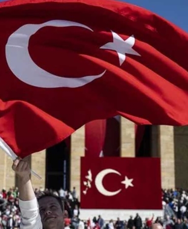 Cumhuriyet Bayramı Tatil Takvimiyle 28 ve 29 Ekim Çalışma Düzeni Belli Oldu